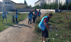 AKÇAKOCA'DA GENÇLERDEN TEMİZ ÇEVRE HAREKETİ!