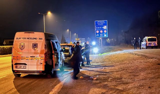 DÜZCE'DE SİLAHLI KAVGA 1 KİŞİ YARALANDI