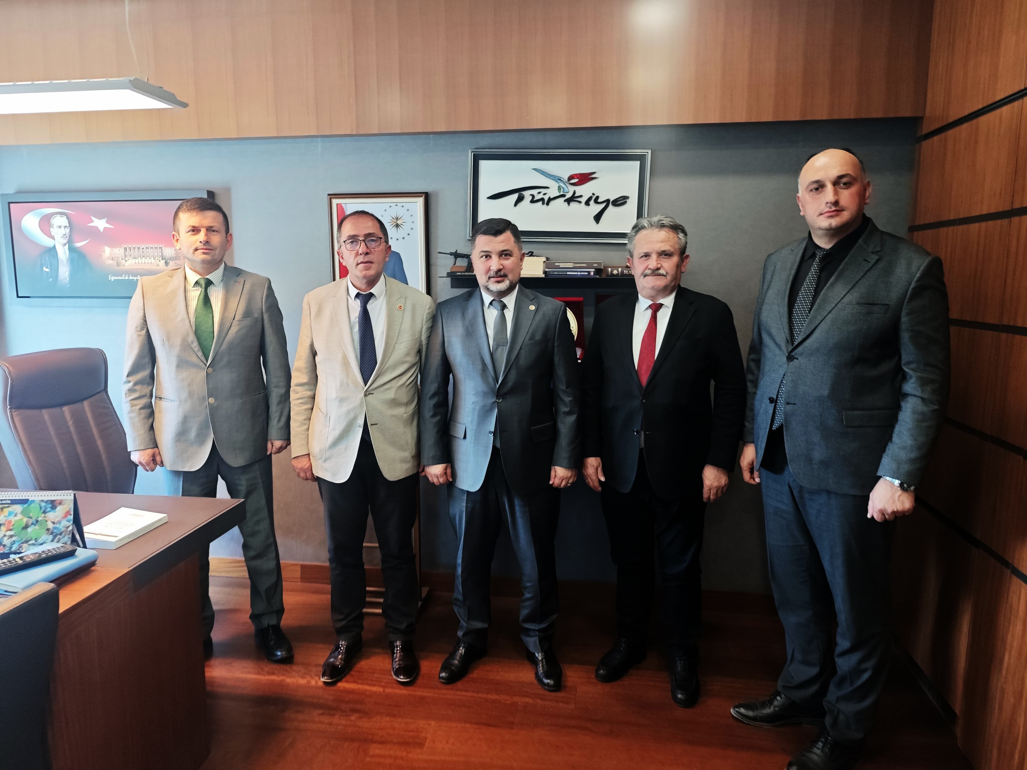 Düzce MHP den Ercan Vekile Ziyaret.