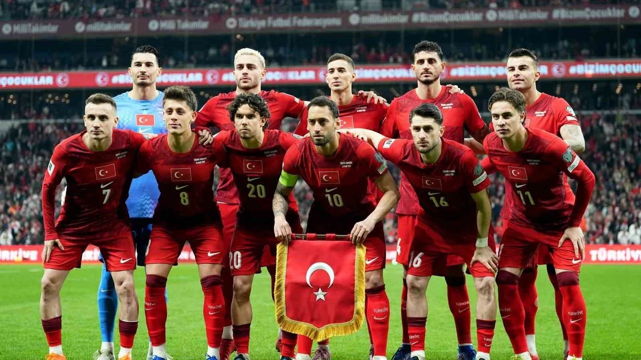ALARMLARI KURUN .ÇORBA DA HAZIR HAYDİ MAÇA...